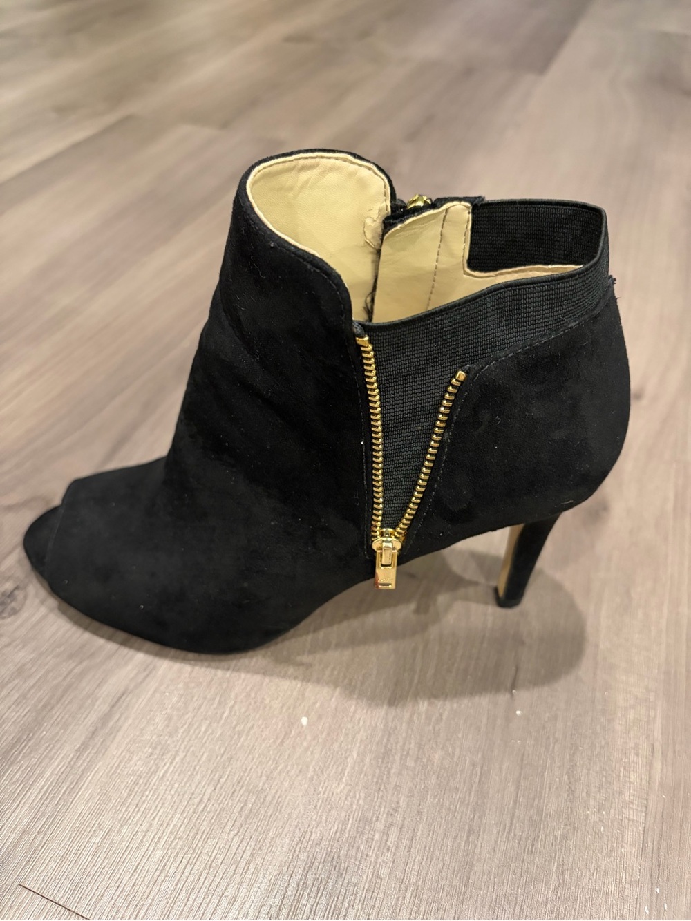 Marc Fisher Sylvie Vegan Suede Peep Toe Boot Size 7.5 Womens